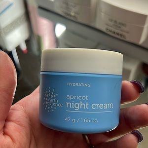 Apricot Night Cream